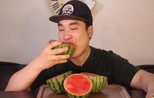 绍兴网红吃瓜事件是真的吗,真相揭秘还是网络谣言？