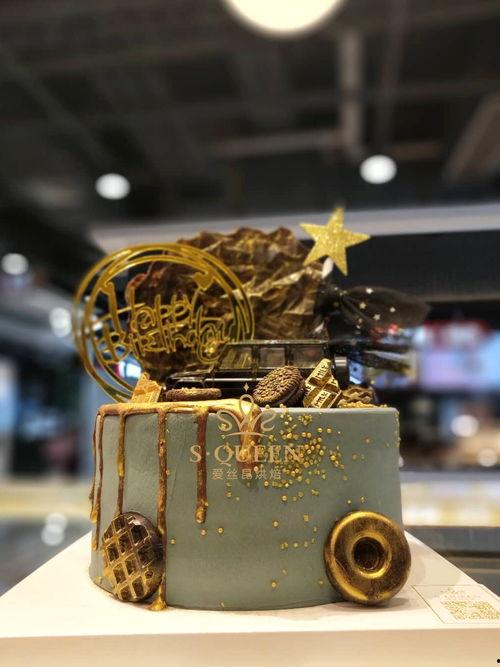 网红爆款男神生日蛋糕,定制蛋糕闪耀全场