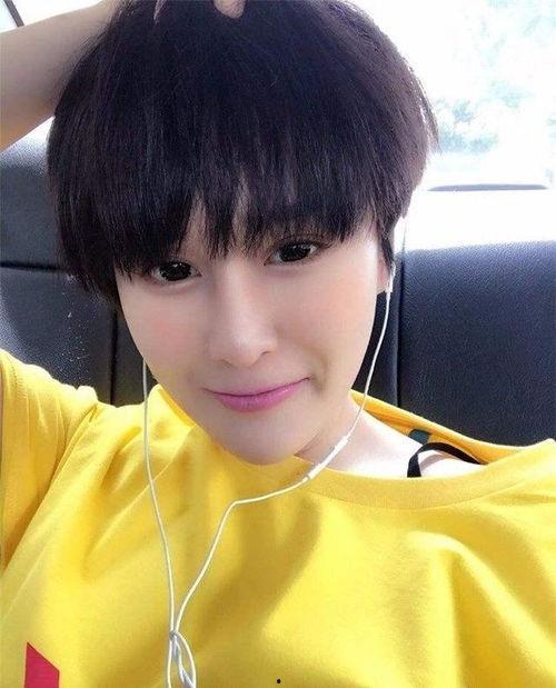 快手网红妞妞,短视频时代的魅力女神